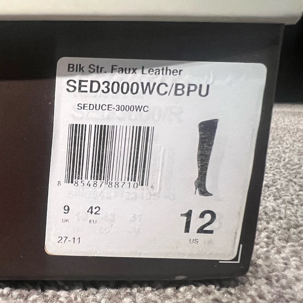 Size 12 pleasure seduce 3000 thigh high boots